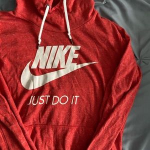 lightweight nike hoodie!